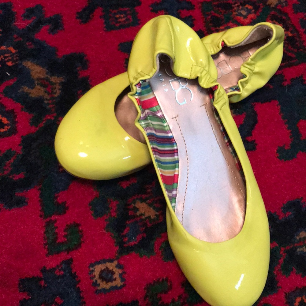 BCBG yellow patent flats